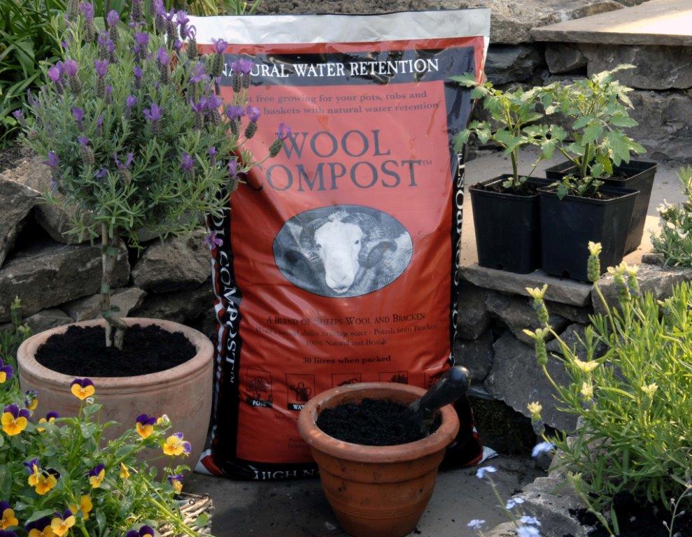 Wool & Bracken compost from Dalefoot Composts